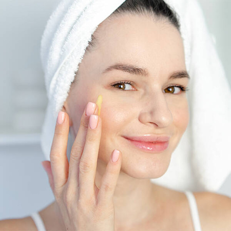 Serum do twarzy anti-aging z Retinalem 0,15%