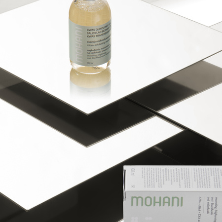 Rozjaśniająca esencja mikrozłuszczająca zwężająca pory